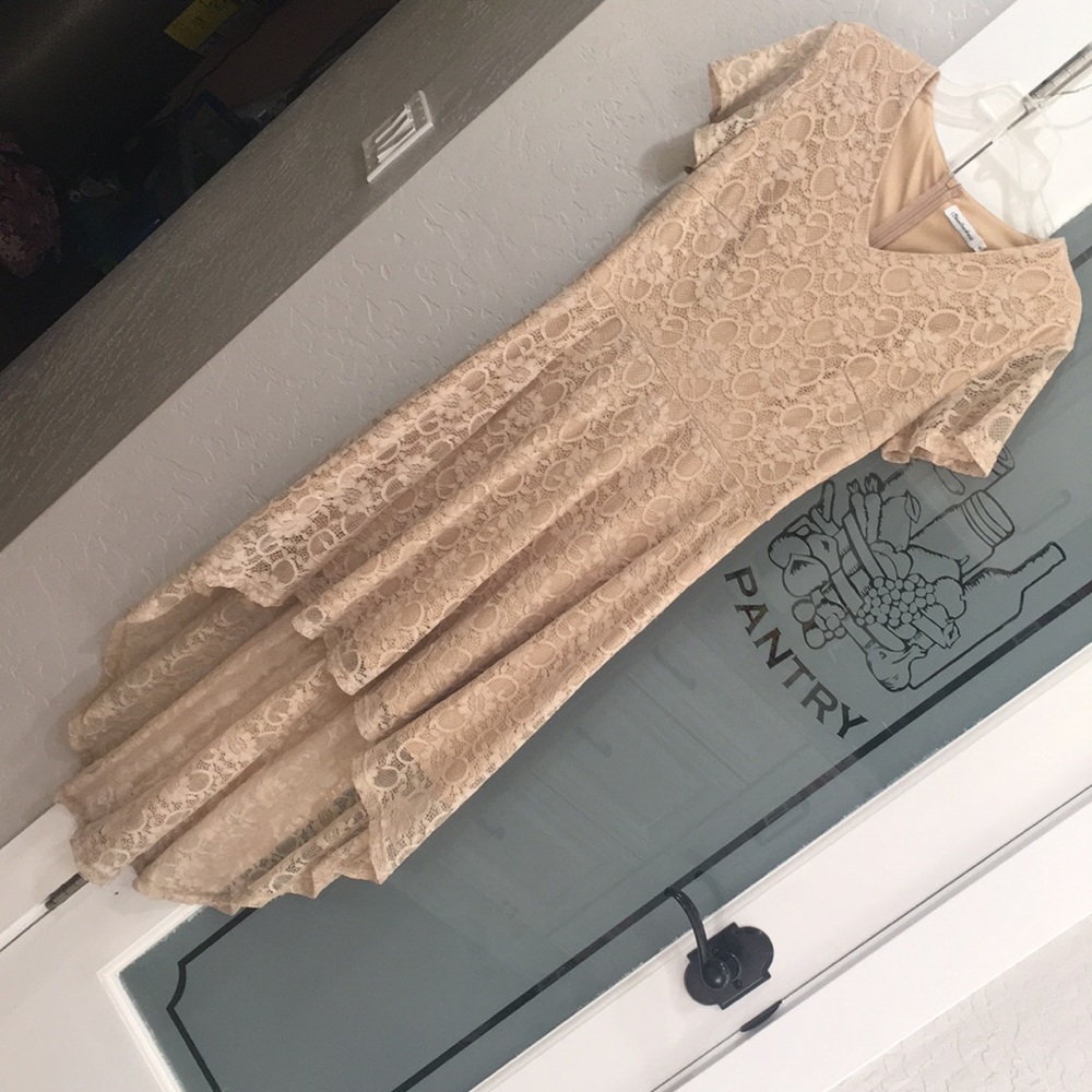 Adorable lace dress